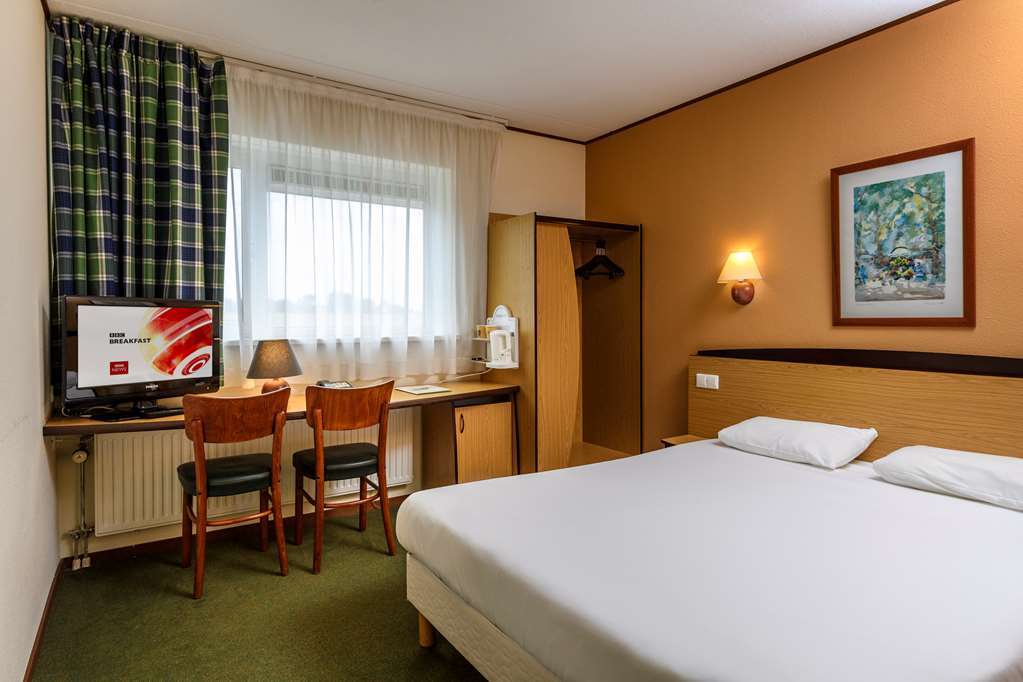 Campanile Hotel & Restaurant Delft Camera foto